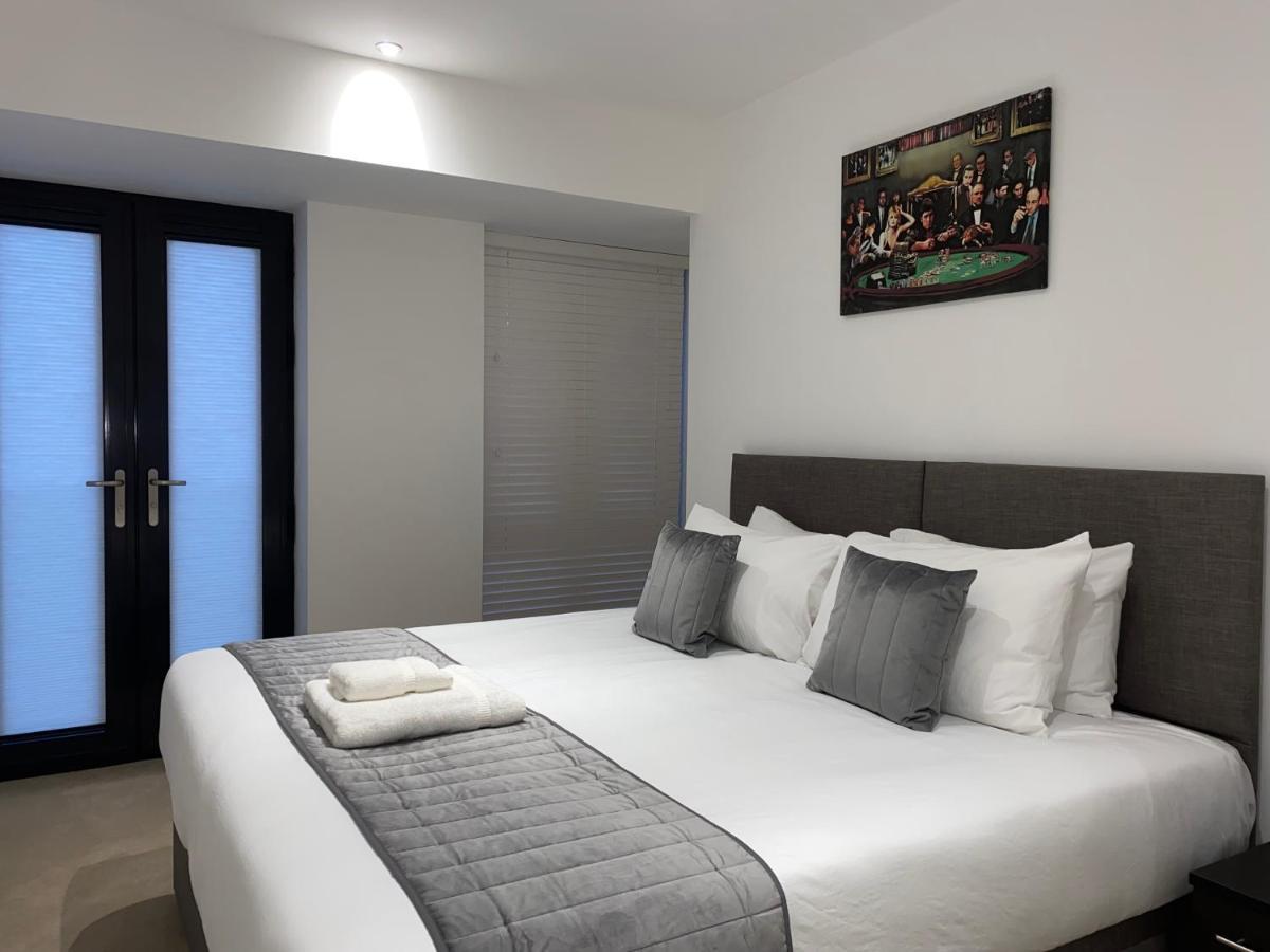 Roomotel - Broadoaks Apartments Solihull Exterior photo